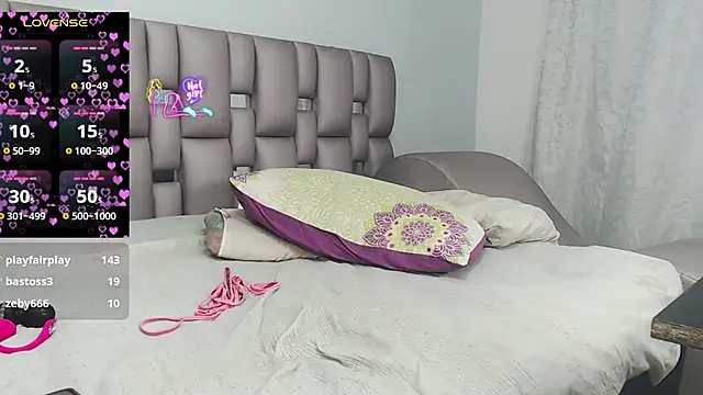 Chat XXX en directo de Kittywhiteass