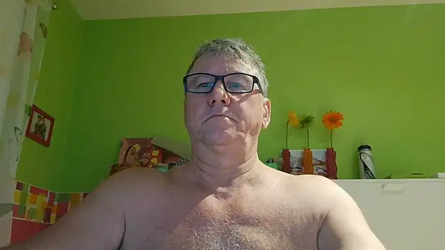 capitaine111 XXX чат на живо