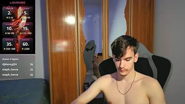 BradyFlint Chat XXX live