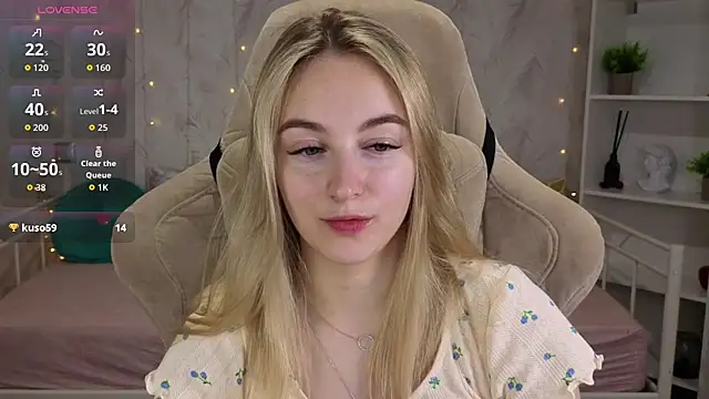Shy_Polly's Live XXX Chat