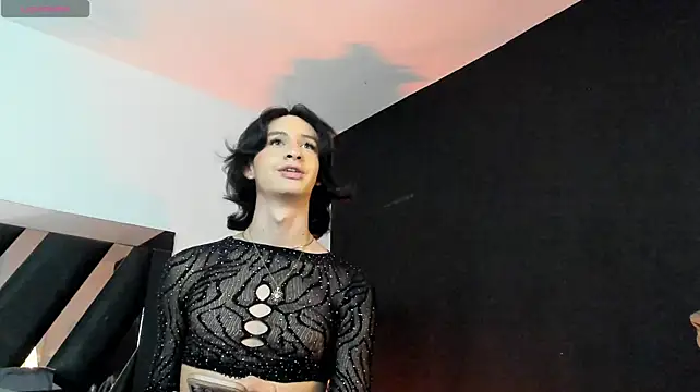 Онлайн чат XXX EmmyFox__