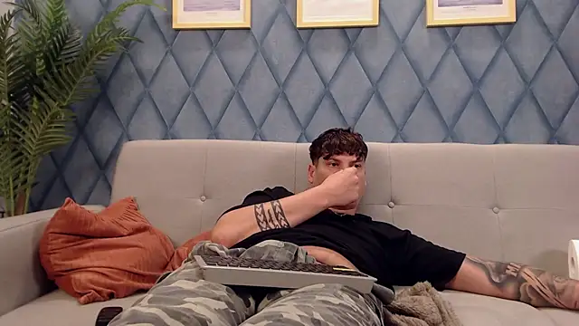 Živý XXX chat marioalessio