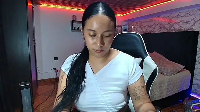Camila_IRoose Live XXX-Chat