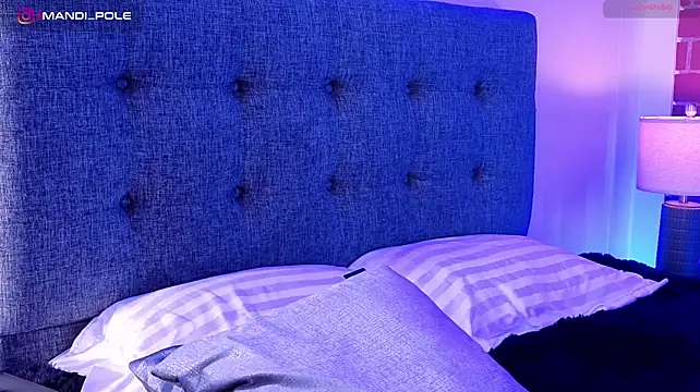 mandi4pole_'s Live XXX Chat