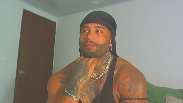 ragnar0825 live XXX chat
