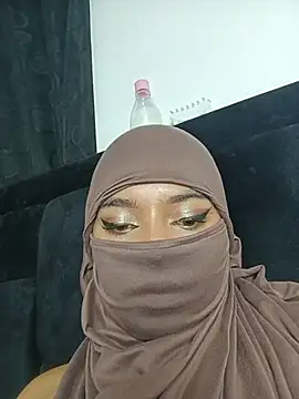 Chat +18 de Samira_1 ao vivo