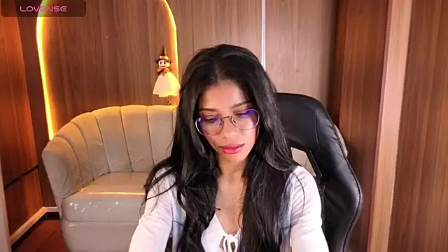Alina_b_'s Live XXX Chat