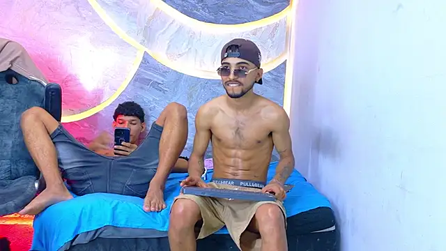 Boy_Rock_xx webcam show
