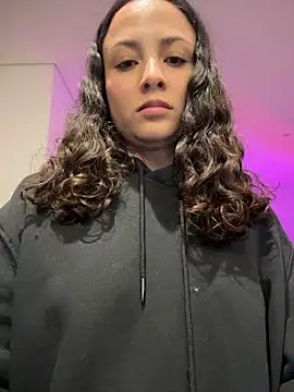 Megan_Rodrigo Chat XXX live