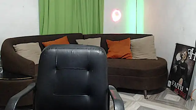 Chat XXX en directo de alpha_zom