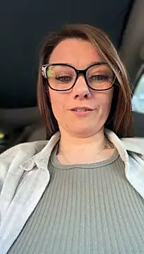 LadyLena1 Live XXX-chat