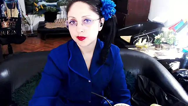 Imperatriza Adlı Modelin Canlı XXX Sohbeti