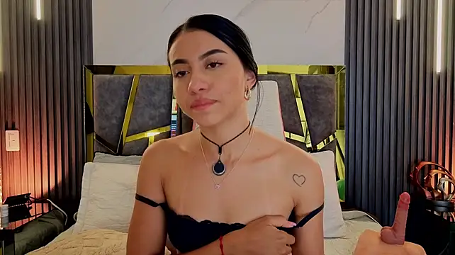 ScarletTorres' Live XXX Chat