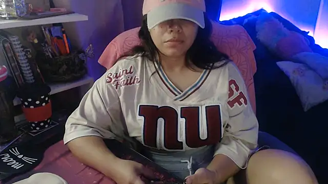 Chat +18 de KatteAngelLat ao vivo