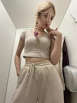 elsawhereのライブXXXチャット