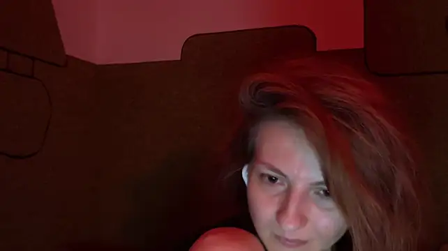 Živý XXX chat IrenneMuse
