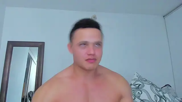 Онлайн чат XXX KingLevi01