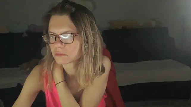 Živý XXX chat night_is_dark