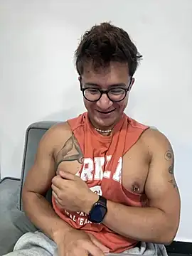 Hassbyd Live XXX Chat