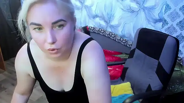 Ledi_Catherin Adlı Modelin Canlı XXX Sohbeti