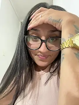 croftsmila's Live XXX Chat