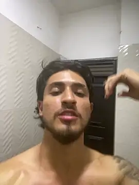 Kriss_Edwards 现场XXX聊天