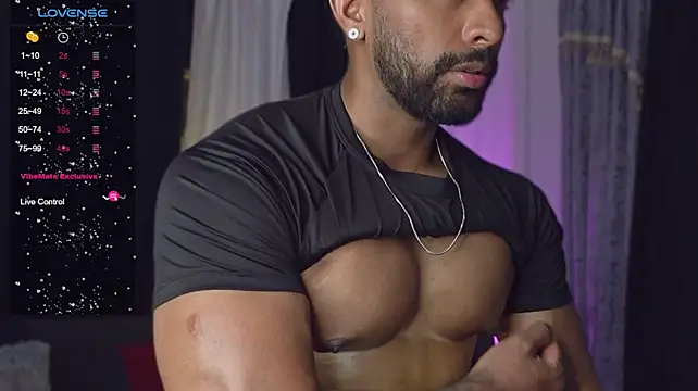 ryanboy30's Live XXX Chat