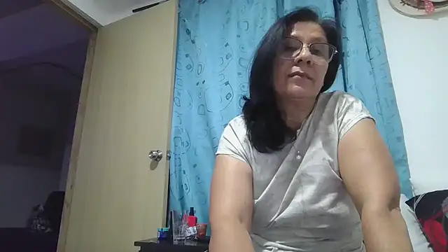 צ'אט XXX בשידור חי של Maria_c