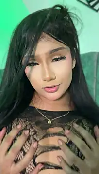 Vale_Prada Adlı Modelin Canlı XXX Sohbeti