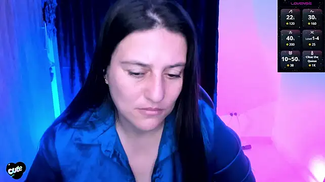 Saskyaa's Live XXX Chat