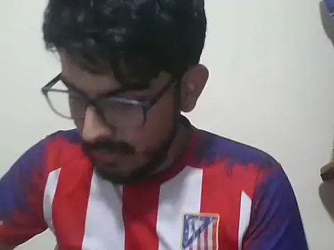 XXX chat uživo modela Mateotubbe