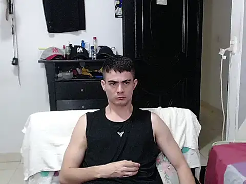 Zac_Efront লাইভ XXX চ্যাট