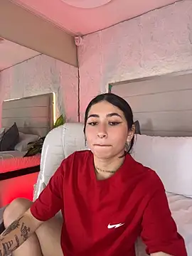 XXX chat uživo modela Valentinarose__