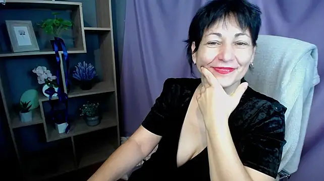 LiluGrants Live XXX Chat