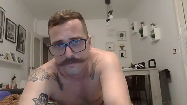 yanick931 Live XXX-chat
