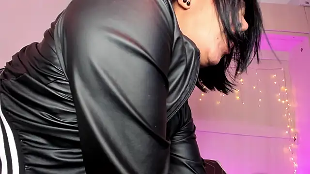 VickyRuiz_ লাইভ XXX চ্যাট