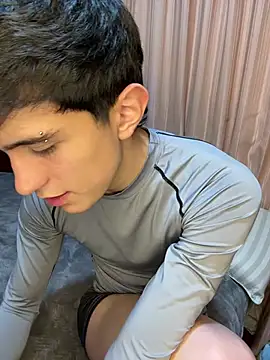 Bryanwild XXX чат н а живо