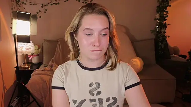 Онлайн чат XXX saint_trisha