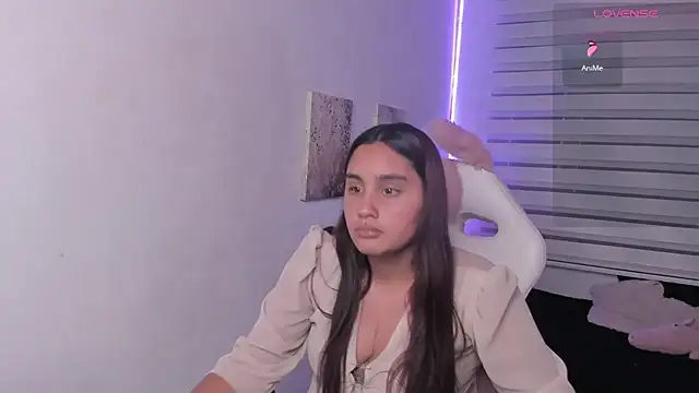 Chat +18 de Kir_ely ao vivo
