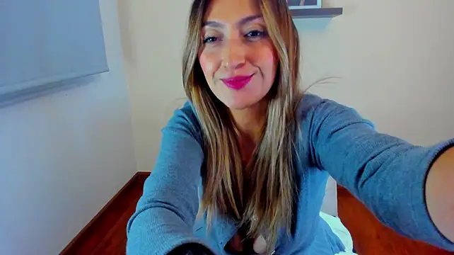 Velourmuse Chat XXX in diretta