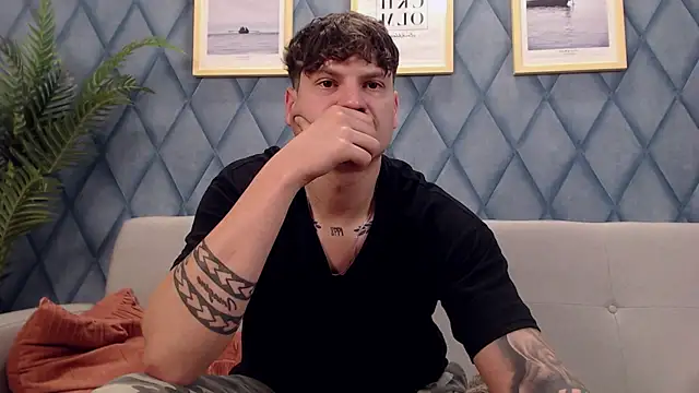 marioalessio's Live XXX Chat