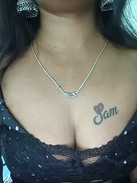 Miakhalifa24 现场XXX聊天