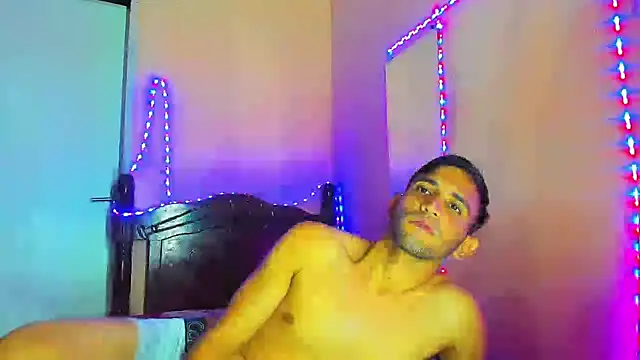room69comeonbarbie: διαδικτυακό σόου στην κάμερα