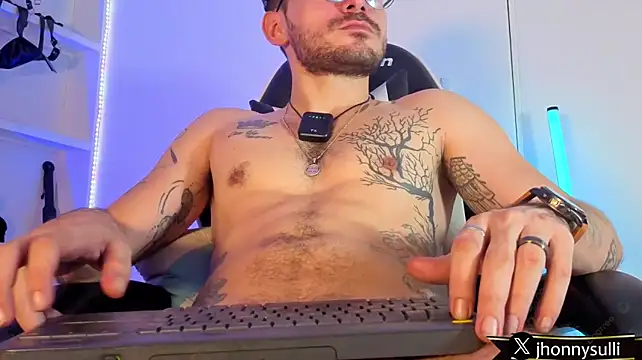 Онлайн чат XXX jhonny_sulivan