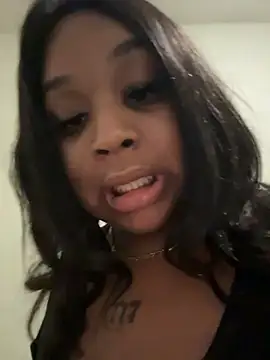 DestinyExoticLove's Live XXX Chat