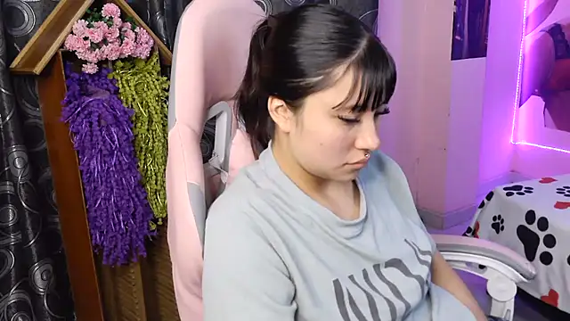 Zulema_R1 라이브 XXX 채팅