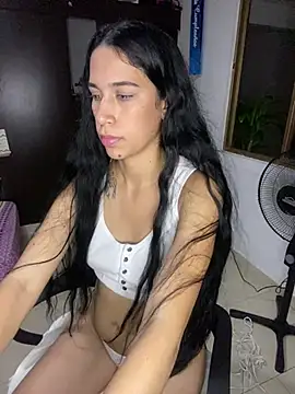 צ'אט XXX בשידור חי של aurorarusso1
