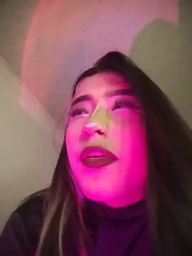 צ'אט XXX בשידור חי של NAMISQUIRT