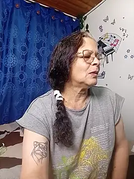 Chat XXX en directo de katrinna_