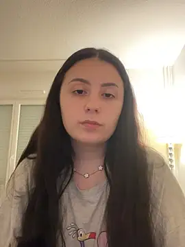 Angela80 XXX чат на живо